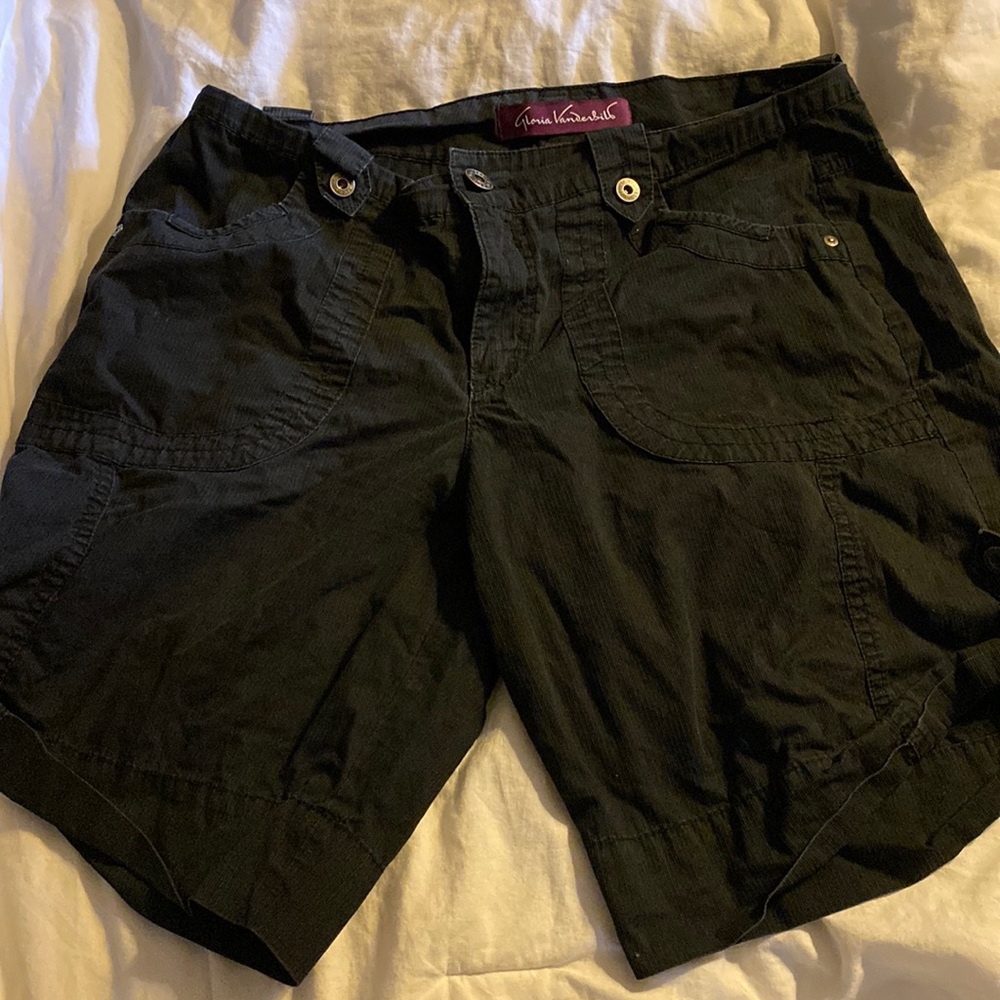 Woman’s shorts